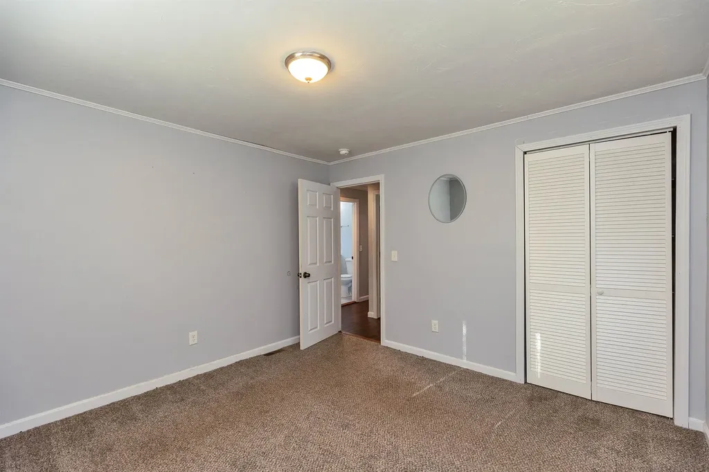 127 Holbrook Avenue Swanzey NH 03446