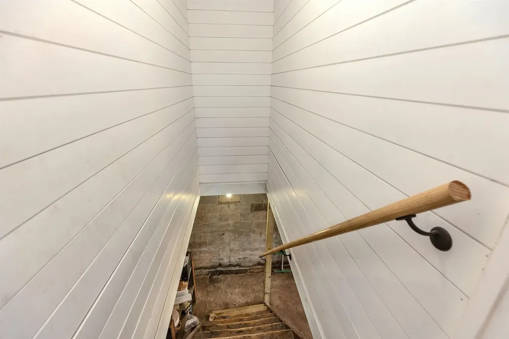 127 Holbrook Avenue Swanzey NH 03446