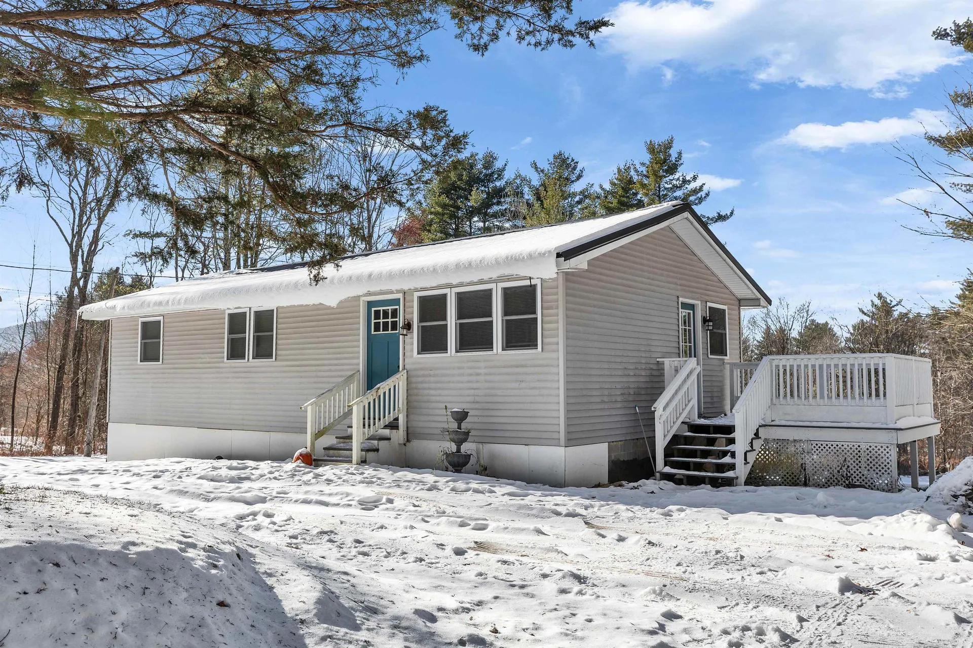 127 Holbrook Avenue Swanzey NH 03446