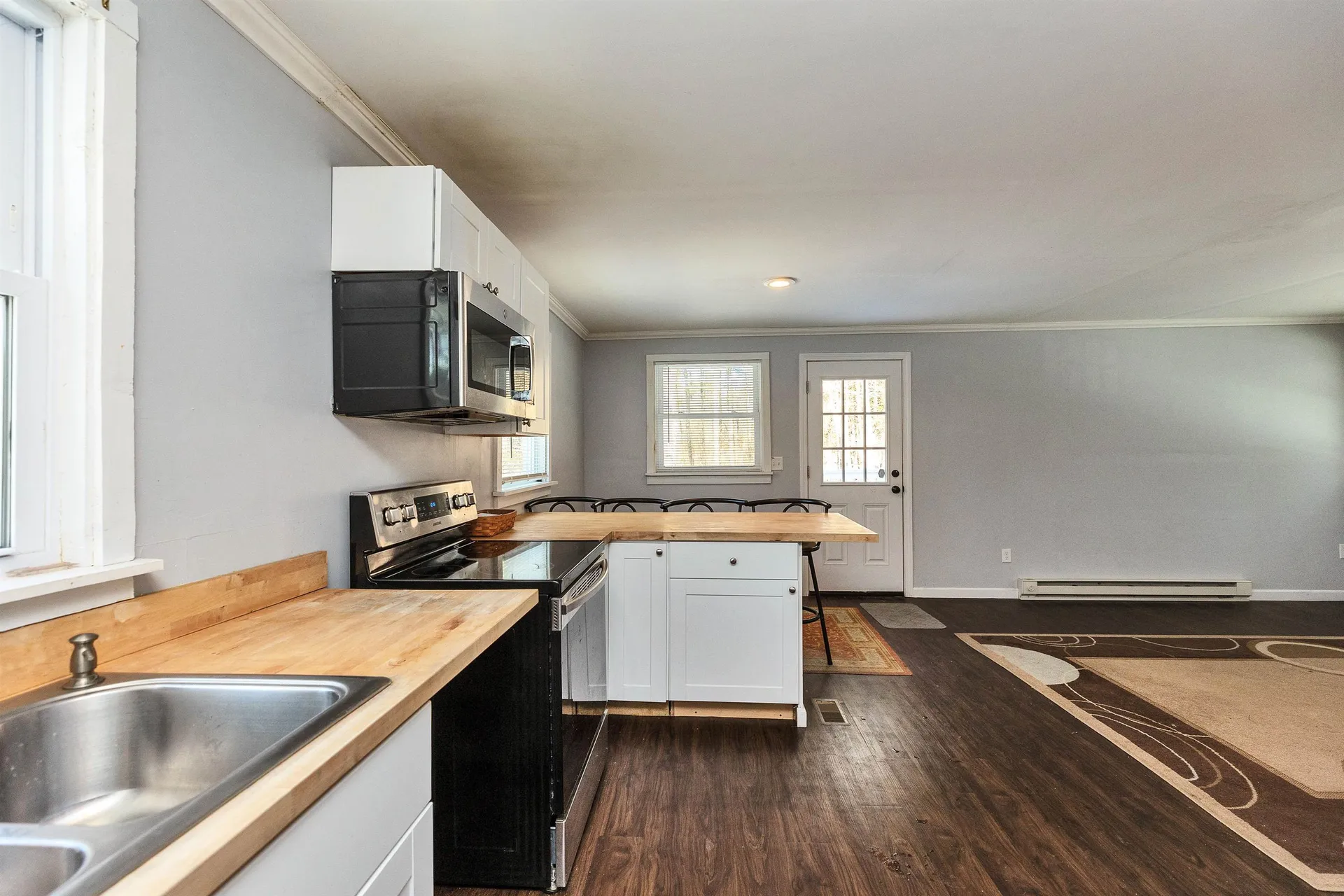 127 Holbrook Avenue Swanzey NH 03446