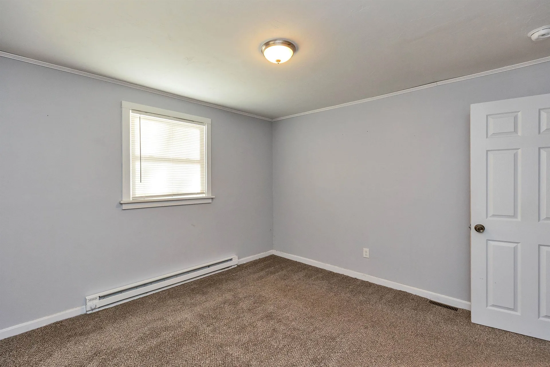 127 Holbrook Avenue Swanzey NH 03446