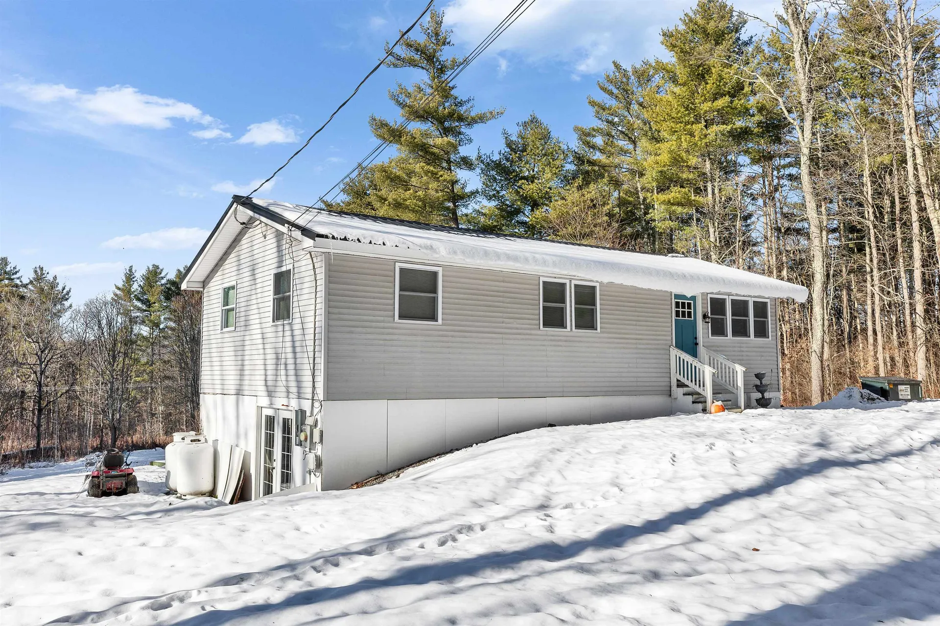 127 Holbrook Avenue Swanzey NH 03446