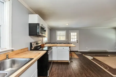 127 Holbrook Avenue Swanzey NH 03446