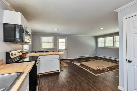 127 Holbrook Avenue Swanzey NH 03446