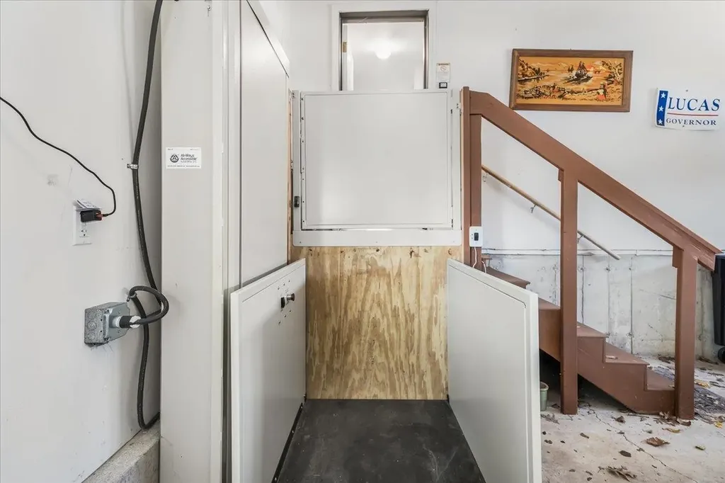 80 Ledgewood Way Manchester NH 03104