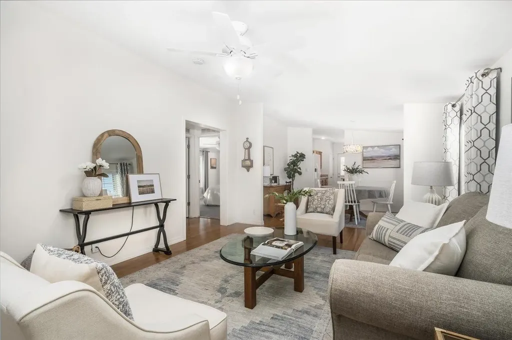 80 Ledgewood Way Manchester NH 03104