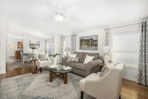 80 Ledgewood Way Manchester NH 03104