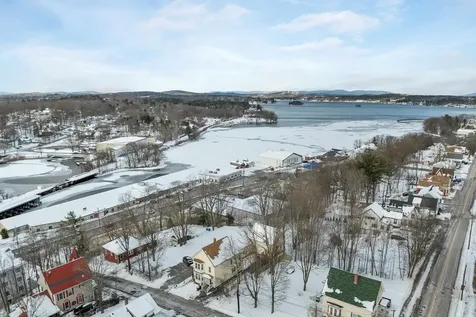 935 Union Avenue Laconia NH 03246