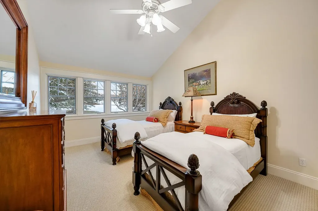 484-1 Edson Hill Road Stowe VT 05672