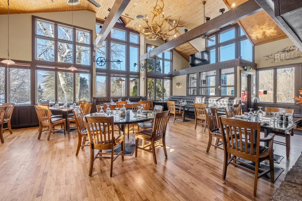 1844 Depot Street Manchester VT 05255