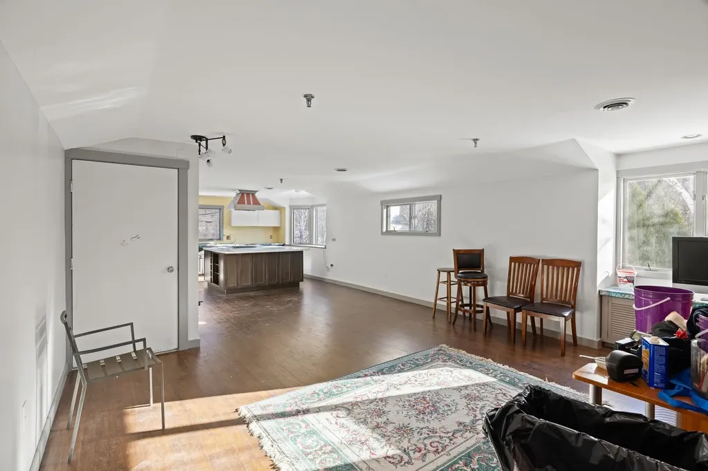 1844 Depot Street Manchester VT 05255