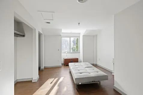 1844 Depot Street Manchester VT 05255