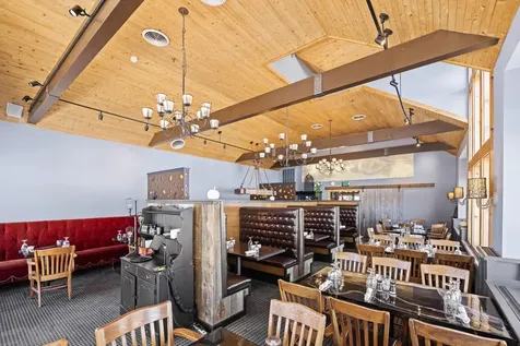 1844 Depot Street Manchester VT 05255