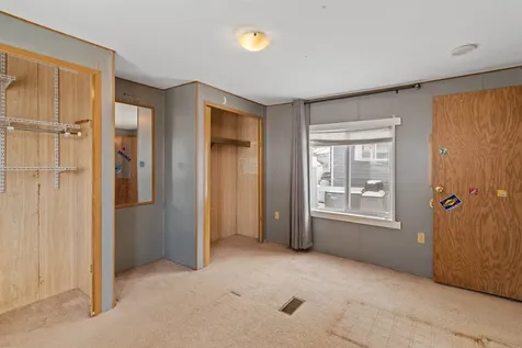 363 Penny Lane Shelburne VT 05482