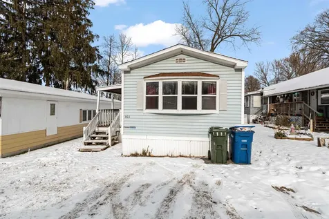 363 Penny Lane Shelburne VT 05482