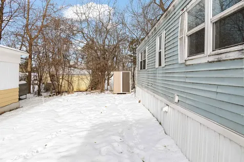 363 Penny Lane Shelburne VT 05482