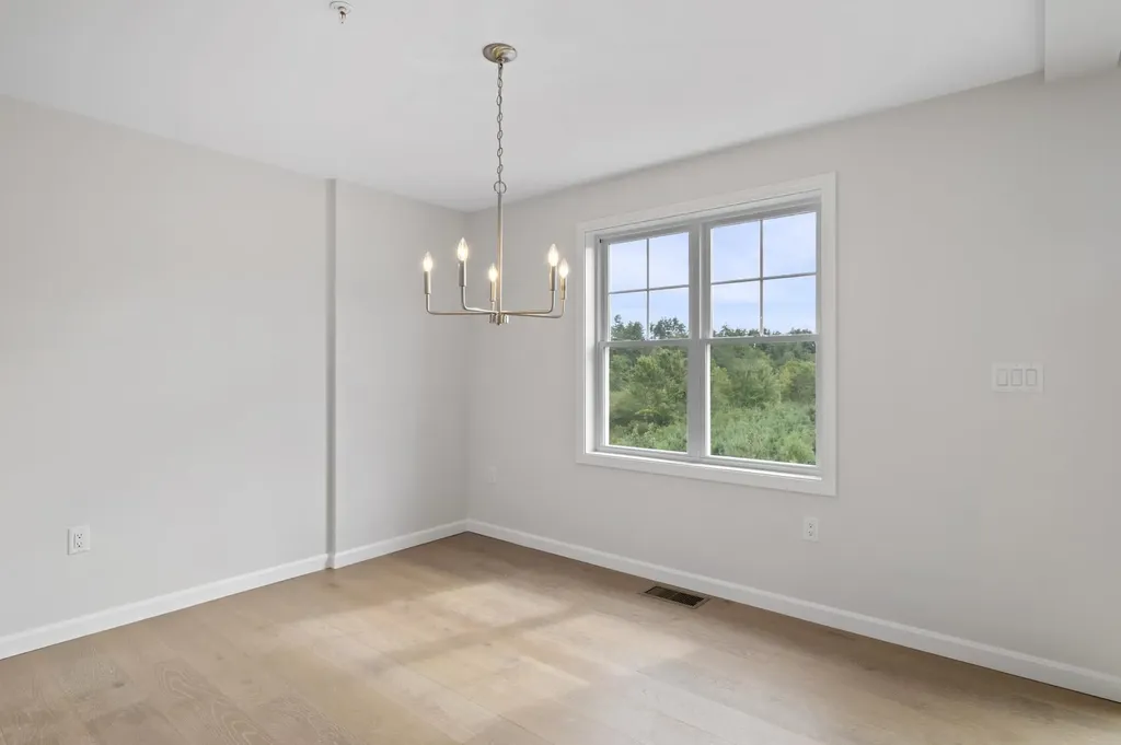 3 Autumn Lane Raymond NH 03077