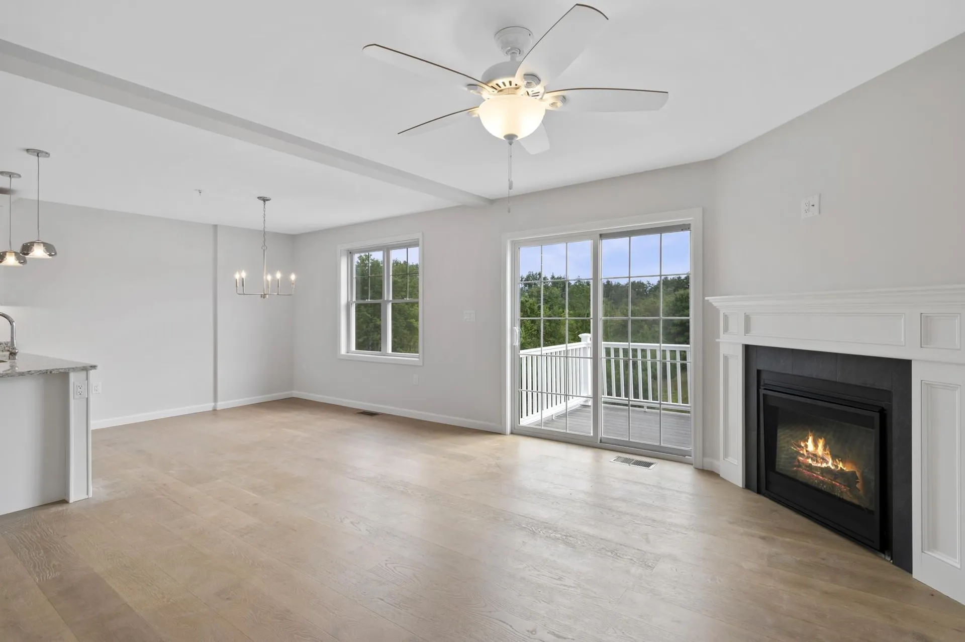 3 Autumn Lane Raymond NH 03077