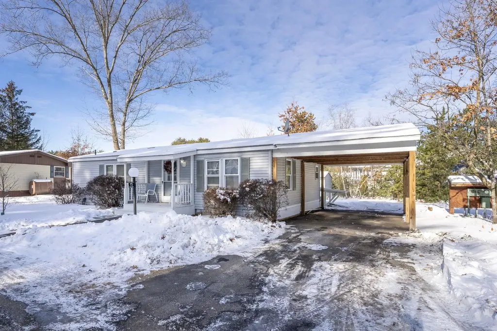 73 River Ledge Drive Goffstown NH 03045