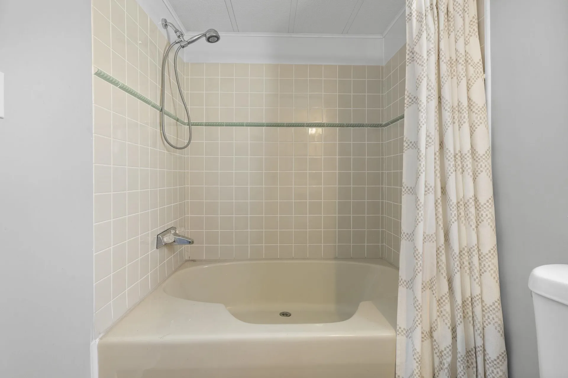 73 River Ledge Drive Goffstown NH 03045