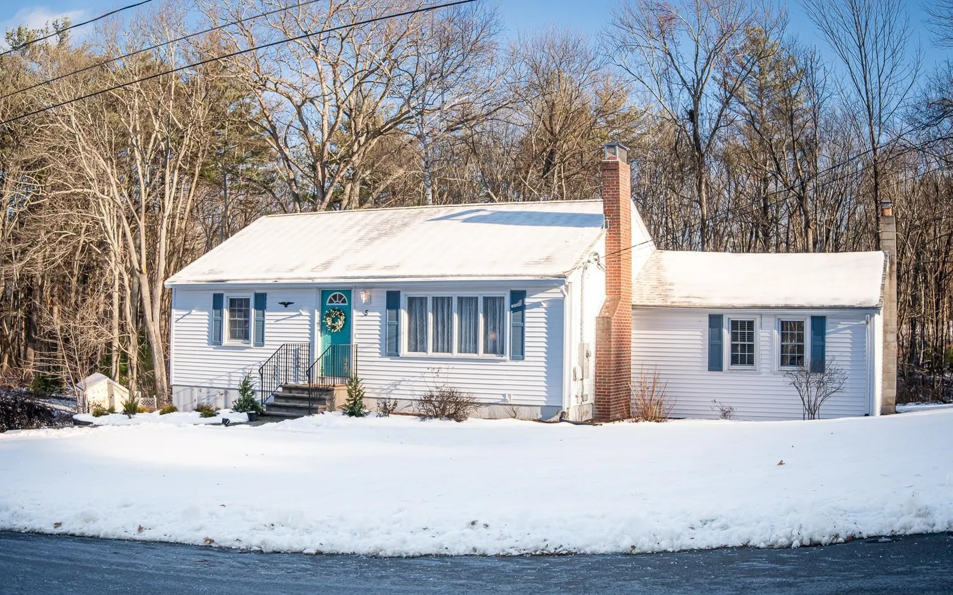 5 Sequoia Lane Plaistow NH 03865