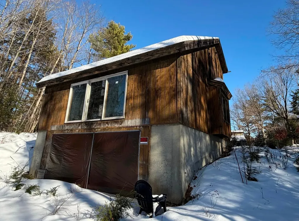 27 Island Drive Madison NH 03849