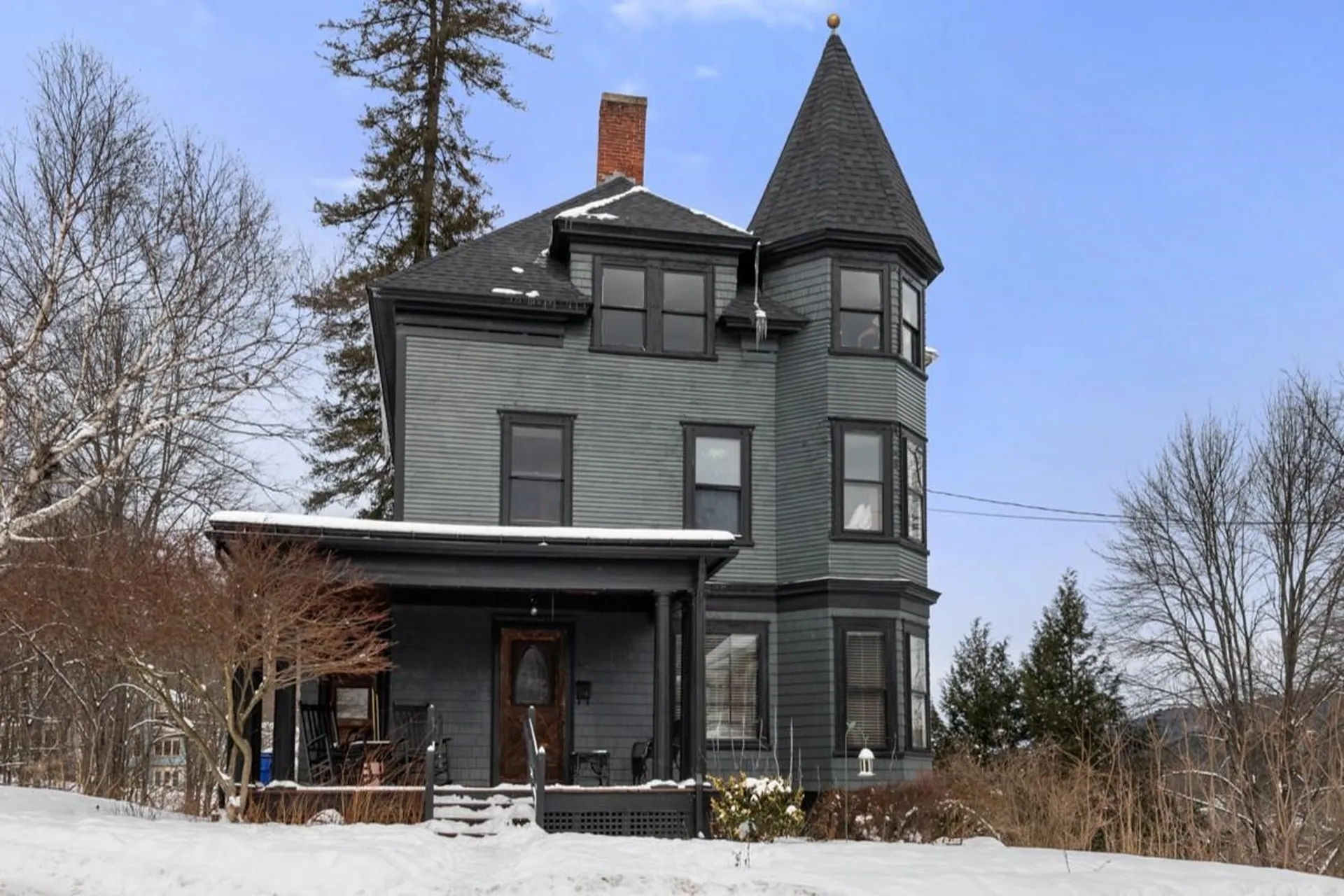 215 North Avenue St. Johnsbury VT 05819