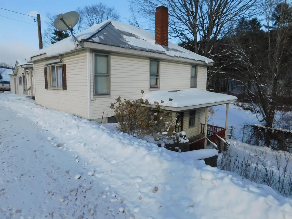 270 Village Road Corinth VT 05040