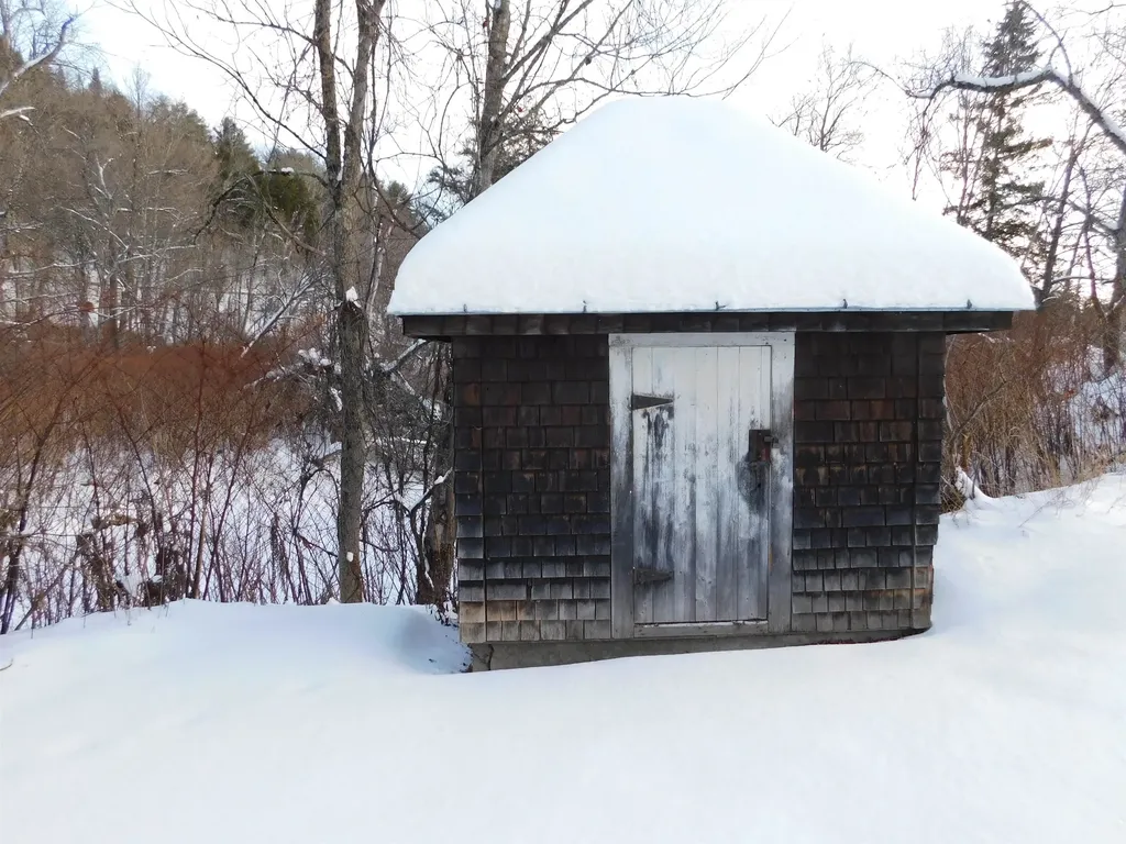 270 Village Road Corinth VT 05040