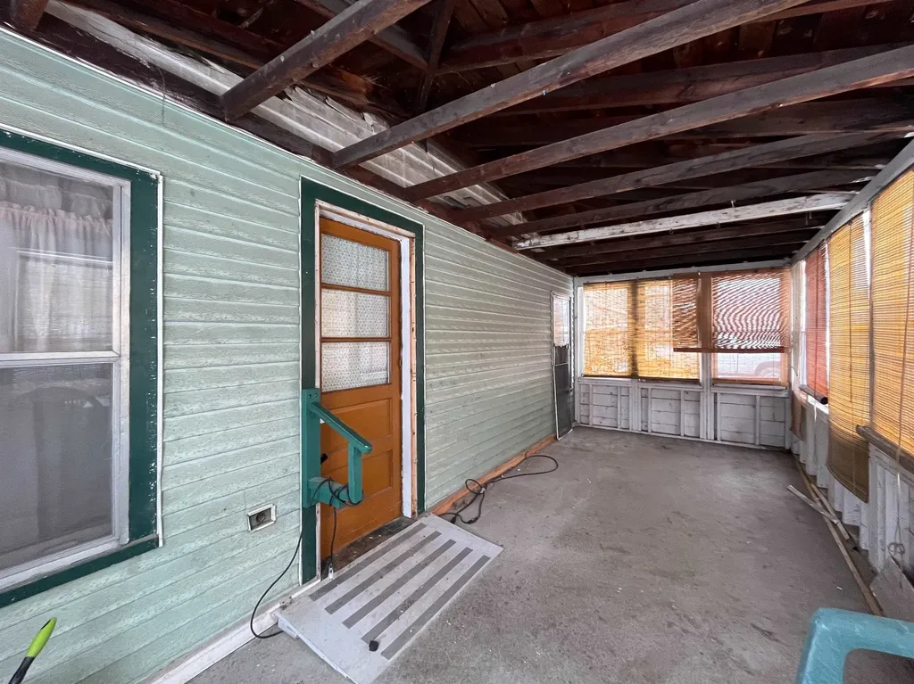 113 Meadow Street Littleton NH 03561