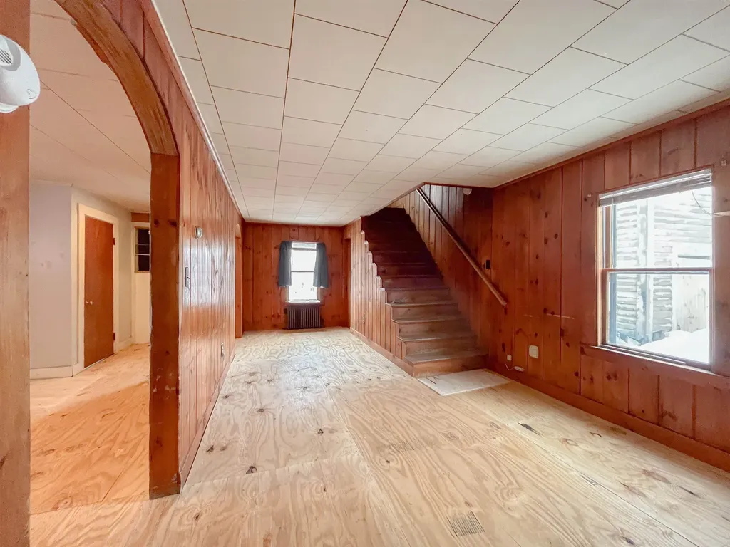 113 Meadow Street Littleton NH 03561