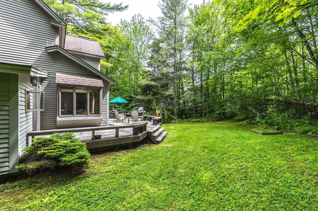 5 Linscott Road Winhall VT 05340