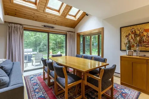 5 Linscott Road Winhall VT 05340