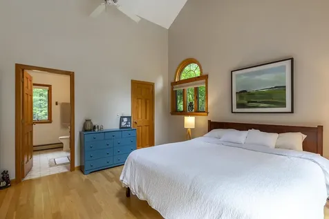 5 Linscott Road Winhall VT 05340