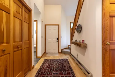 5 Linscott Road Winhall VT 05340