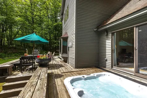 5 Linscott Road Winhall VT 05340