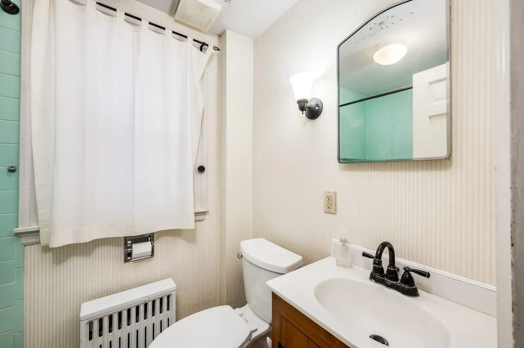 42 Rochester Hill Road Rochester NH 03867