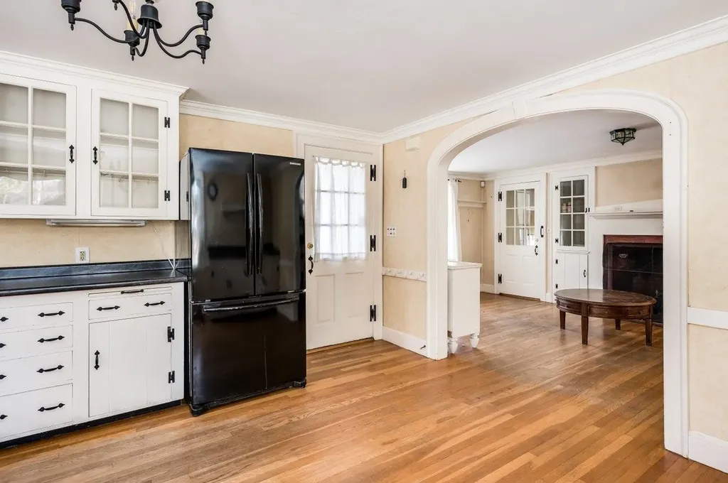 42 Rochester Hill Road Rochester NH 03867