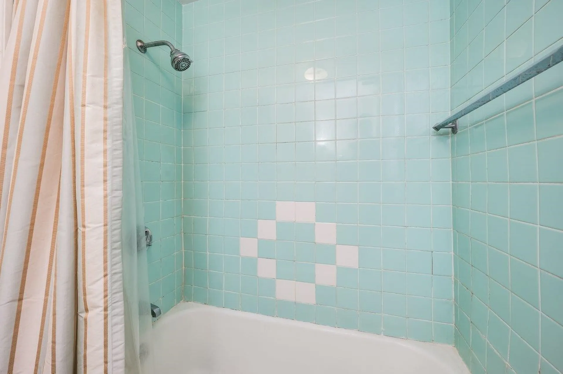 42 Rochester Hill Road Rochester NH 03867