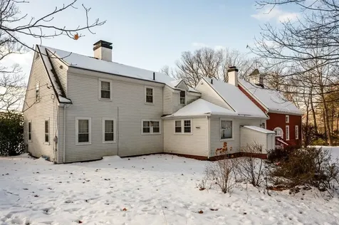 42 Rochester Hill Road Rochester NH 03867