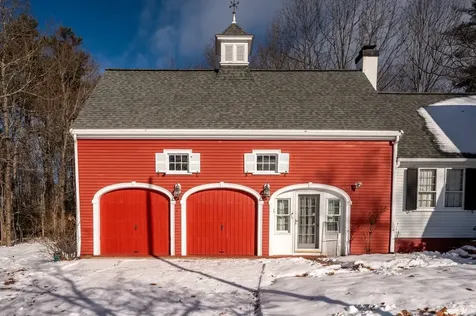 42 Rochester Hill Road Rochester NH 03867