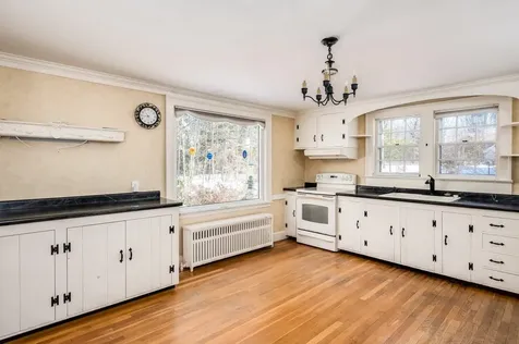 42 Rochester Hill Road Rochester NH 03867