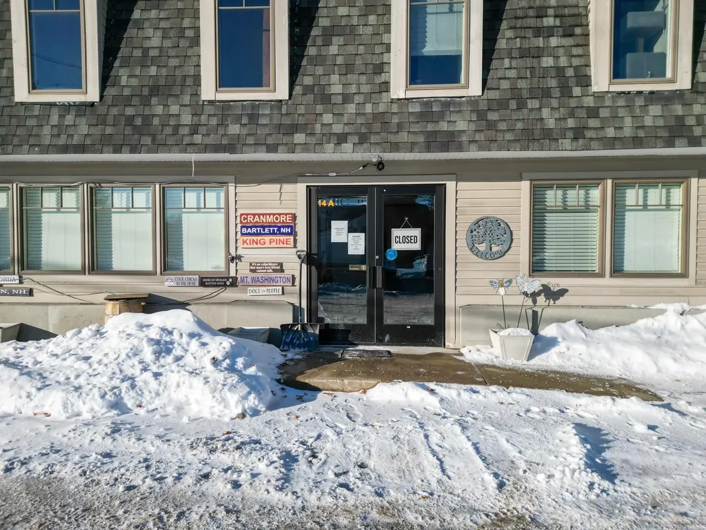 14 Washington Street Conway NH 03818