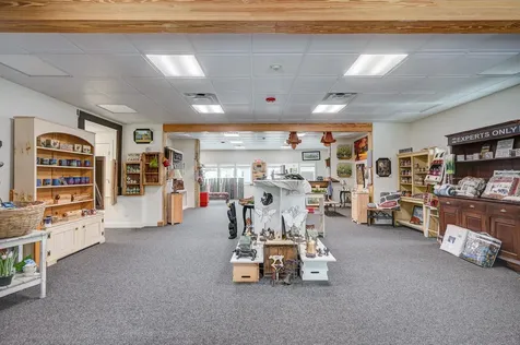 14 Washington Street Conway NH 03818