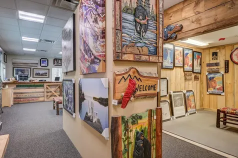 14 Washington Street Conway NH 03818