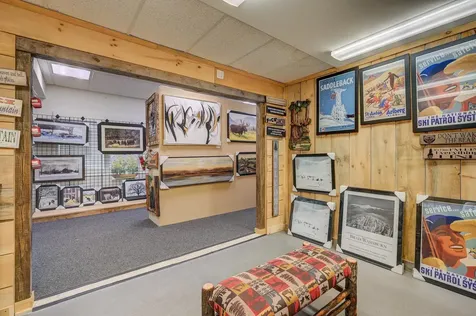 14 Washington Street Conway NH 03818