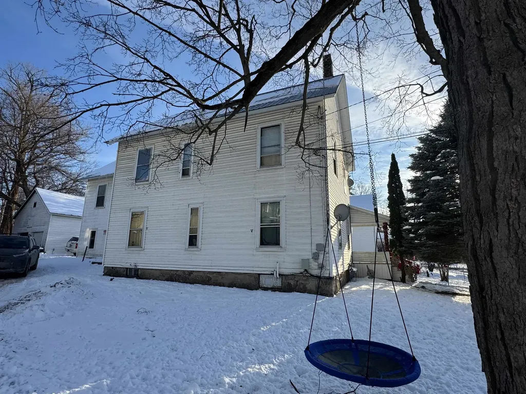 9 High Street St. Albans City VT 05478