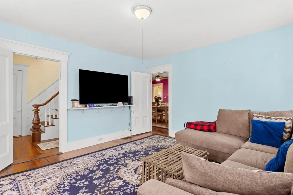 12 S Mast Street Goffstown NH 03045