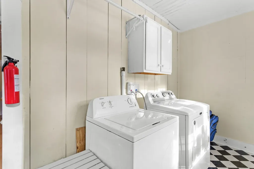 12 S Mast Street Goffstown NH 03045