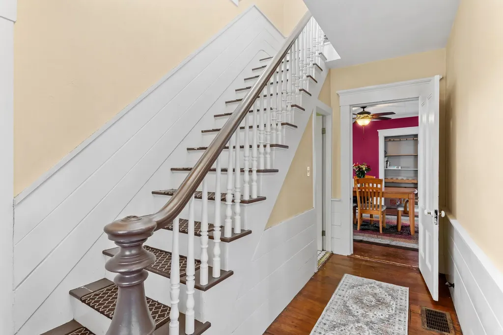 12 S Mast Street Goffstown NH 03045